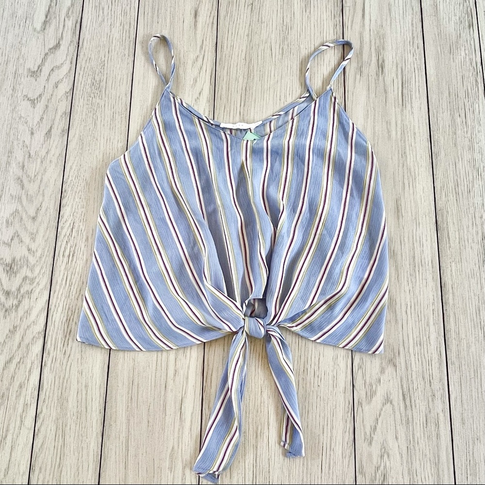 NWT LUSH Parina Tie Front Crop Cami Blouse